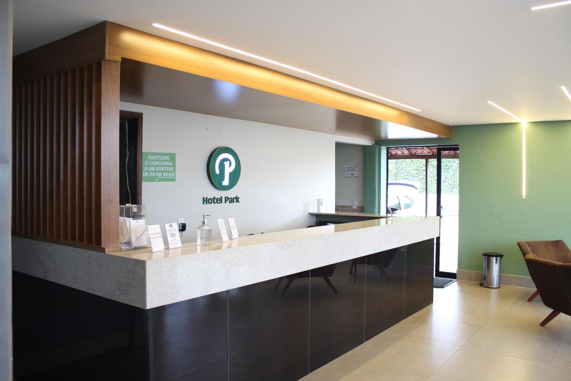 Hotel Park Valparaiso de Goias 外观 照片
