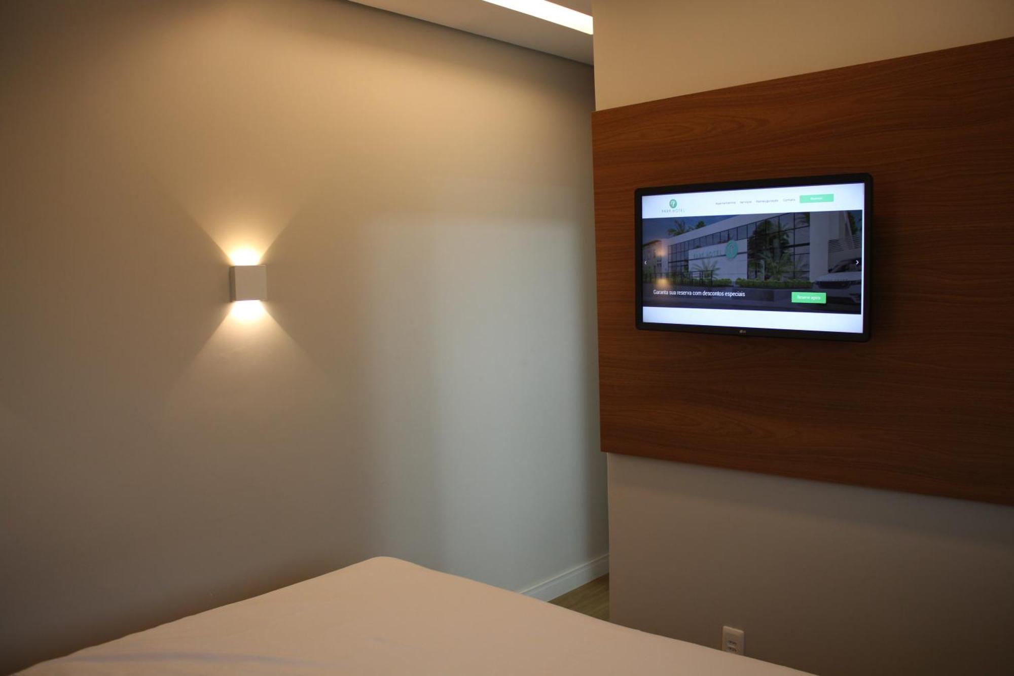 Hotel Park Valparaiso de Goias 外观 照片